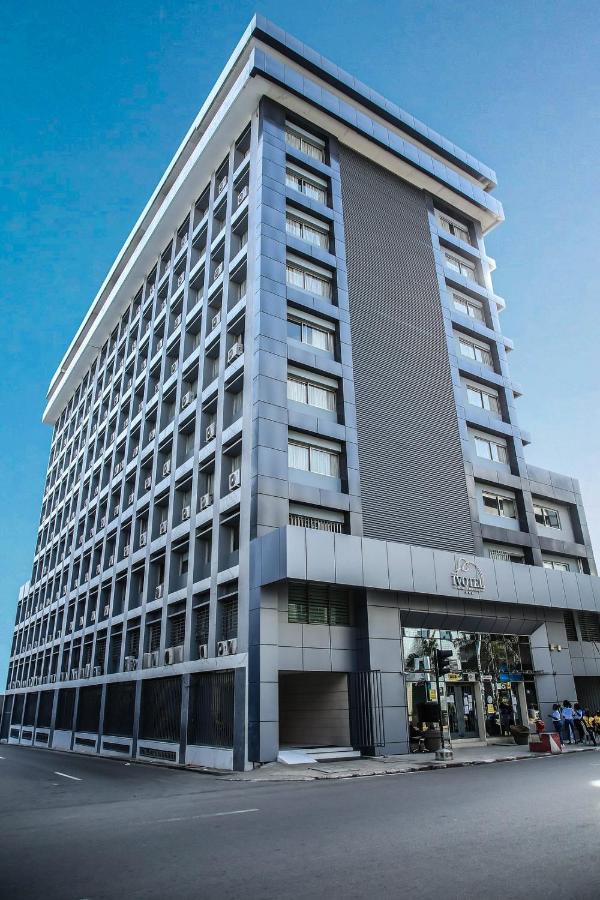 Hotel Ivotel Abidjan Exterior photo