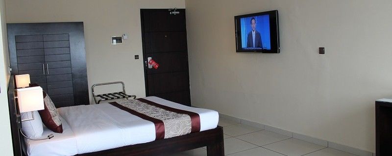 Hotel Ivotel Abidjan Exterior photo